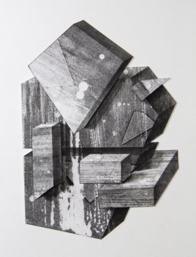 Layered (grey), 29,7 x 21 cm, oa litho, pastel en collage op papier, 2021